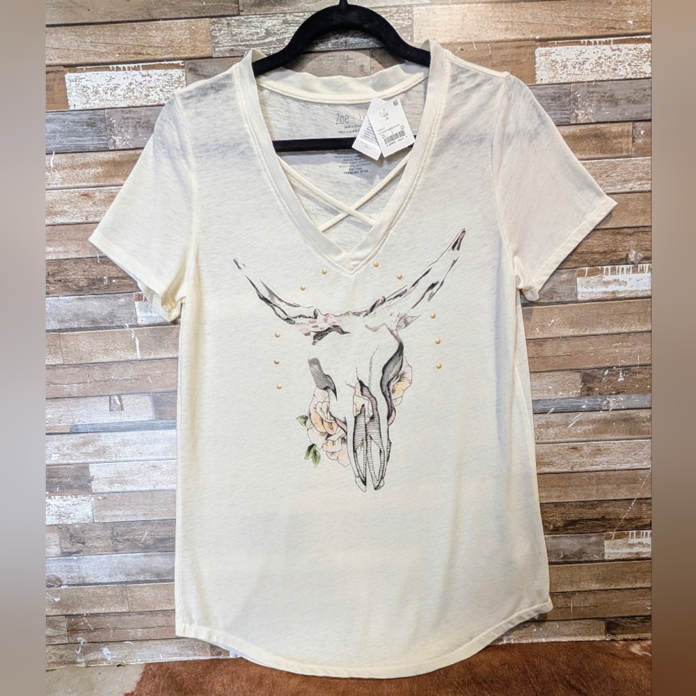 Nwt Zoe & Liv Graphic Bull Tee With Crossover At Chest
